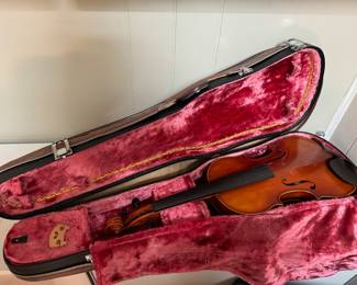 Student's Karl Hofner Violin