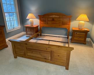 Broyhill Queen Bed Frame with Broyhill 2 Drawer End Tables (pr)(17"W x 26"D x 24"H)