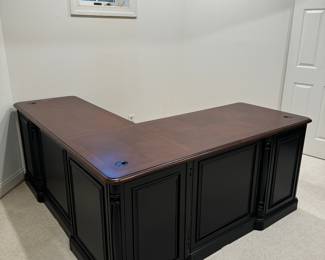 Hooker Furniture Office Desk (Right Side - 28"D x 68"W x 30-1/2"H / Left Side - 23"D x 46"W x 30-1/2"H)