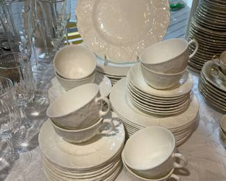Wedgwood "Countryware" Bone China (59pc)