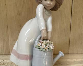 Lladro Girl with Flowers Porcelain Figurine