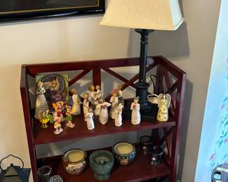 Willow tree figurines, mahogany folding book shelf