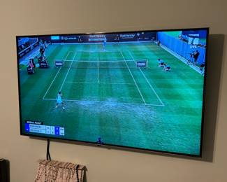 Very nice large LG smart tv