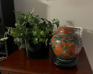Chinese vase 