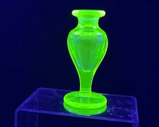 Uranium Vaseline Glass , lots more in the sale