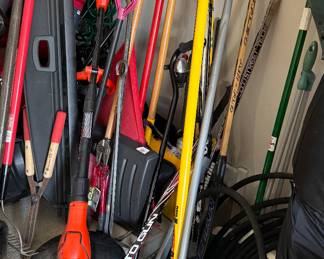 Rakes, Shovels, Brooms, Snowblower, ETC.