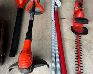 Hedgers, Trimers & Blowers!