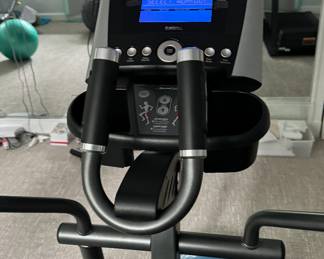 Life Fitness X3 Advanced Elliptical Trainer. Photo 3 of 5.