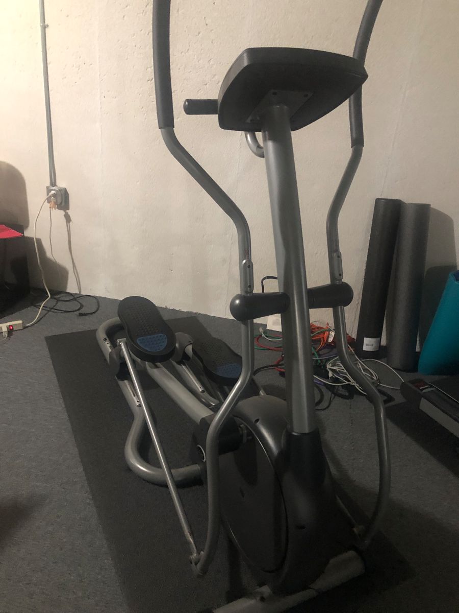 Like new condition Elliptical Trainer with protective matt. 