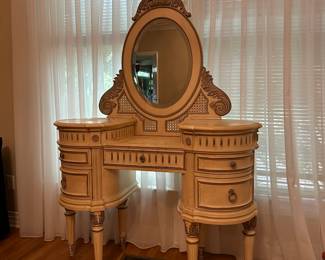 T156 - $125. Dressing Table. Measures 18" deep x 4' wide x 67" tall. 