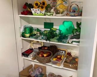 Lots of smalls that are available when you come to shop!