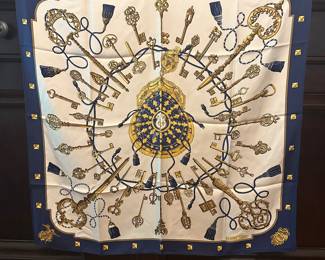 T50 - $95. Hermes Silk Scar "Les Cles". 35" square
