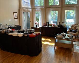 Lots of smalls that are available when you come to shop!