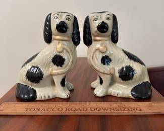 T77 - $75 Pair of porcelain dogs. 
