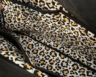 T193 - $75. Large Kate Spade Duffle Bag