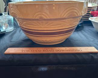 T153 - $40 large Pottery batter bowl