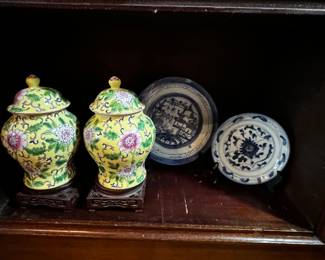 Proceilan & Wood Figurines 