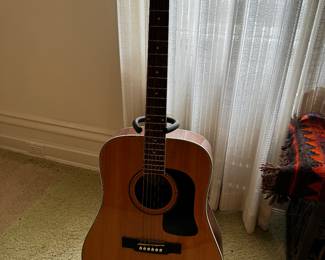Acoustic Guitar 