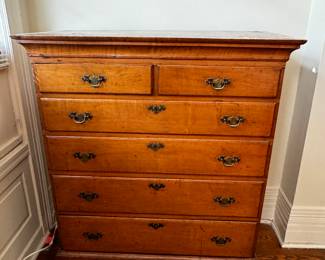 Maple Chest of Drawers