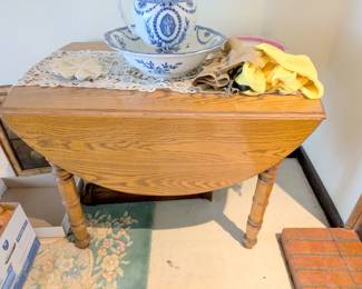 drop leaf table 