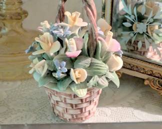 floral basket 