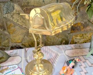vintage desk lamp 