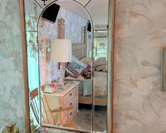 mirror 