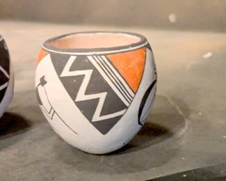 pottery 
