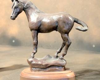 horse bronze 