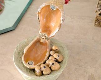 dresser box 
