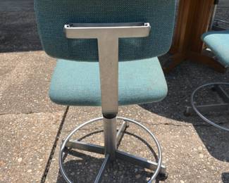 Round Table and 4 chairs $ 125.00