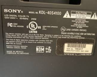 Sony 40" Bravia TV LCD 2008   $ 95.00   