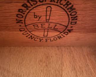 Norris of Richmond (2) night stands 20"w 17"d 27"t  $150.00 pair