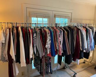 Womens Clothes (xs-L, mostly 4-9) Liz Claiborne, Kim Rogers, Nautica, Talbots, Calvin Klein and more