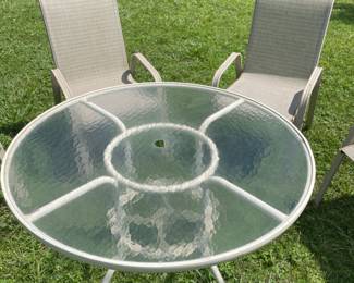Patio set table with & 4 chairs $75.00