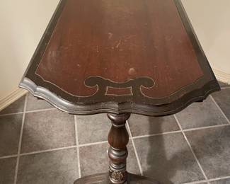 Foyer Table 42" w 18"d 29.5"t  $ 125.00