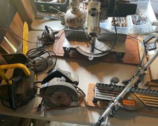 Tools: circular saw, drill, miter saw