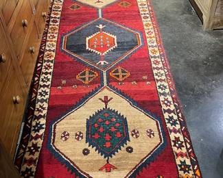 hand woven Persian area rug, 3.5' x 10.75'