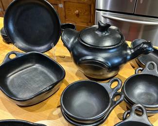 La Chamba dinnerware