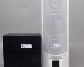 LOT OF 2 SPEAKERS INCLUDING KLIPSCH WIRELESS SUBWOOFER 6.5, AND JUNO SYSTEM