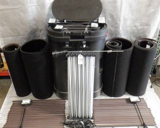 DISPLAY WALL IN TRAVEL CASE