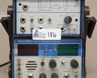 HALCYON 704A 2 WIDE BAND TEST SET