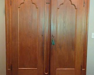 "Behold Mount Vintage" in North Augusta, SC Starts Closing Wed 7/3 at 8p. Pickup Fri 7/5 from 3-6p. Please click here to view more photos, descriptions, and current bids:&nbsp;https://ctbids.com/estate-sale/29544