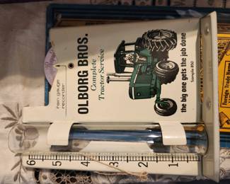 Advertisement rain gage