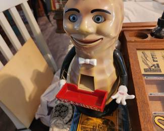 peanut dispenser