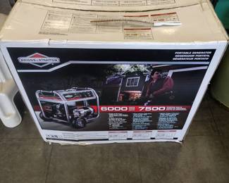 Briggs and Stratton generator new inbox very nice