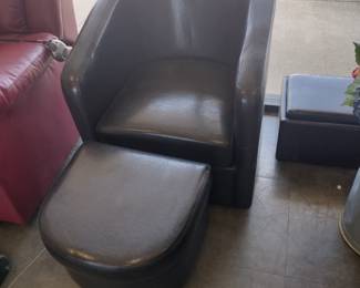 Chair with Ottoman