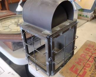 iron hanging candle holder