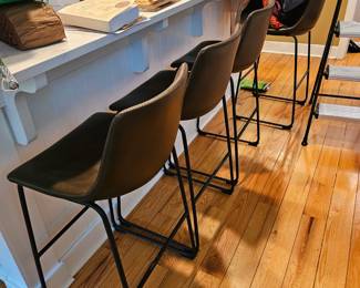 4 Bar stools