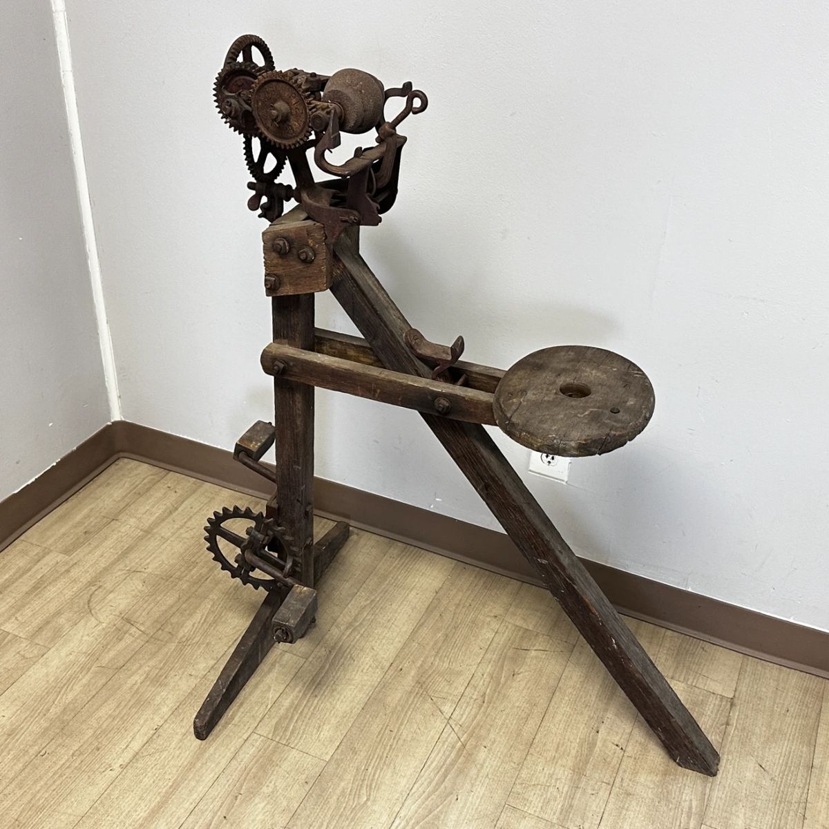 Workman Auction House Collectibles & More 6/30/24 starts on 6/27/2024